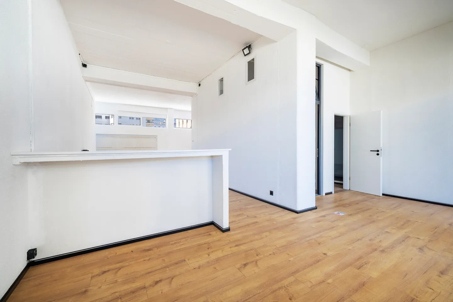 BUREAU A LOUER - MARTIGNY - Photo 8 of 12