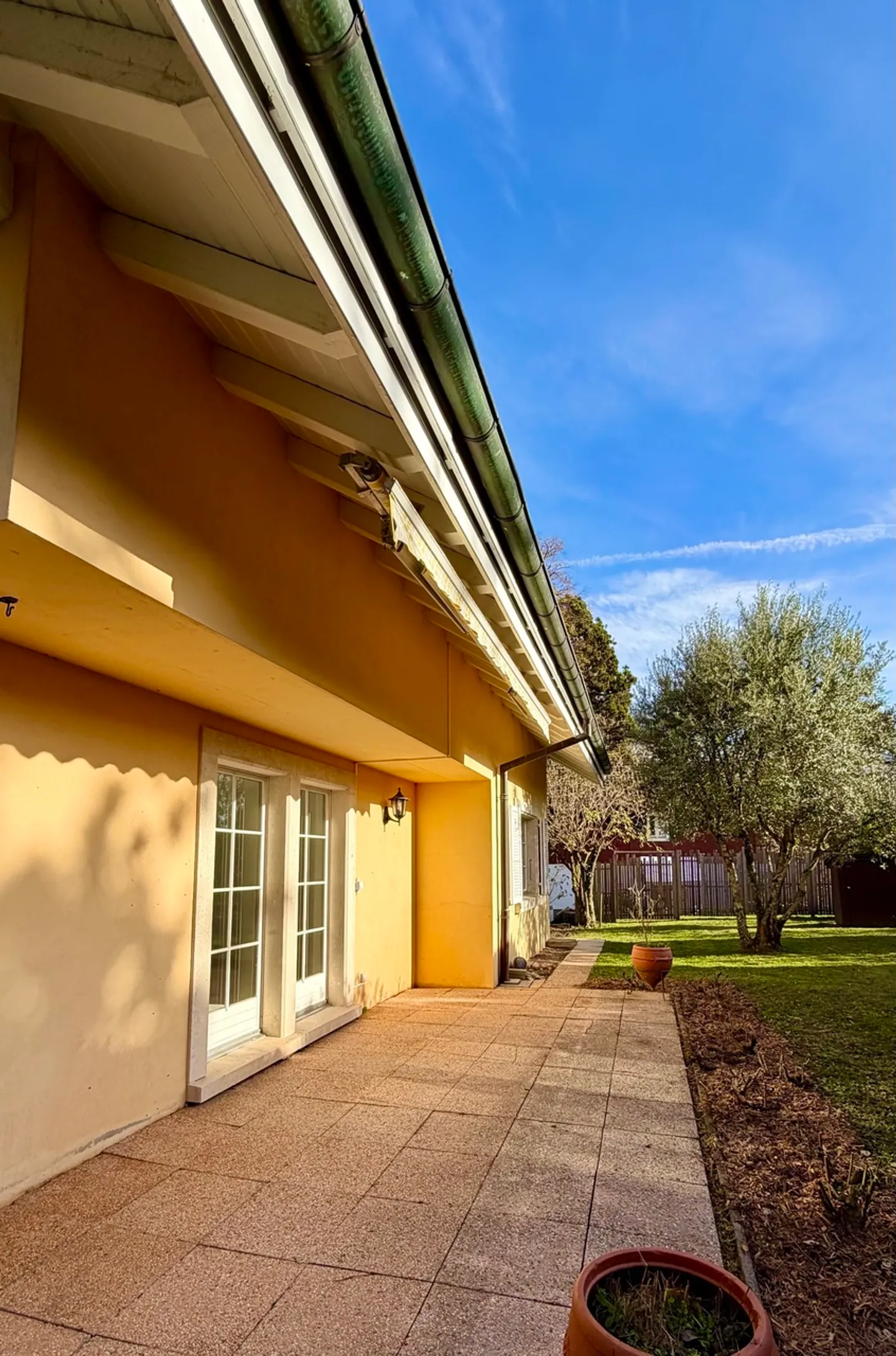 Villa Soleil! Between lake, nature, and comfort... - Photo 2 of 12