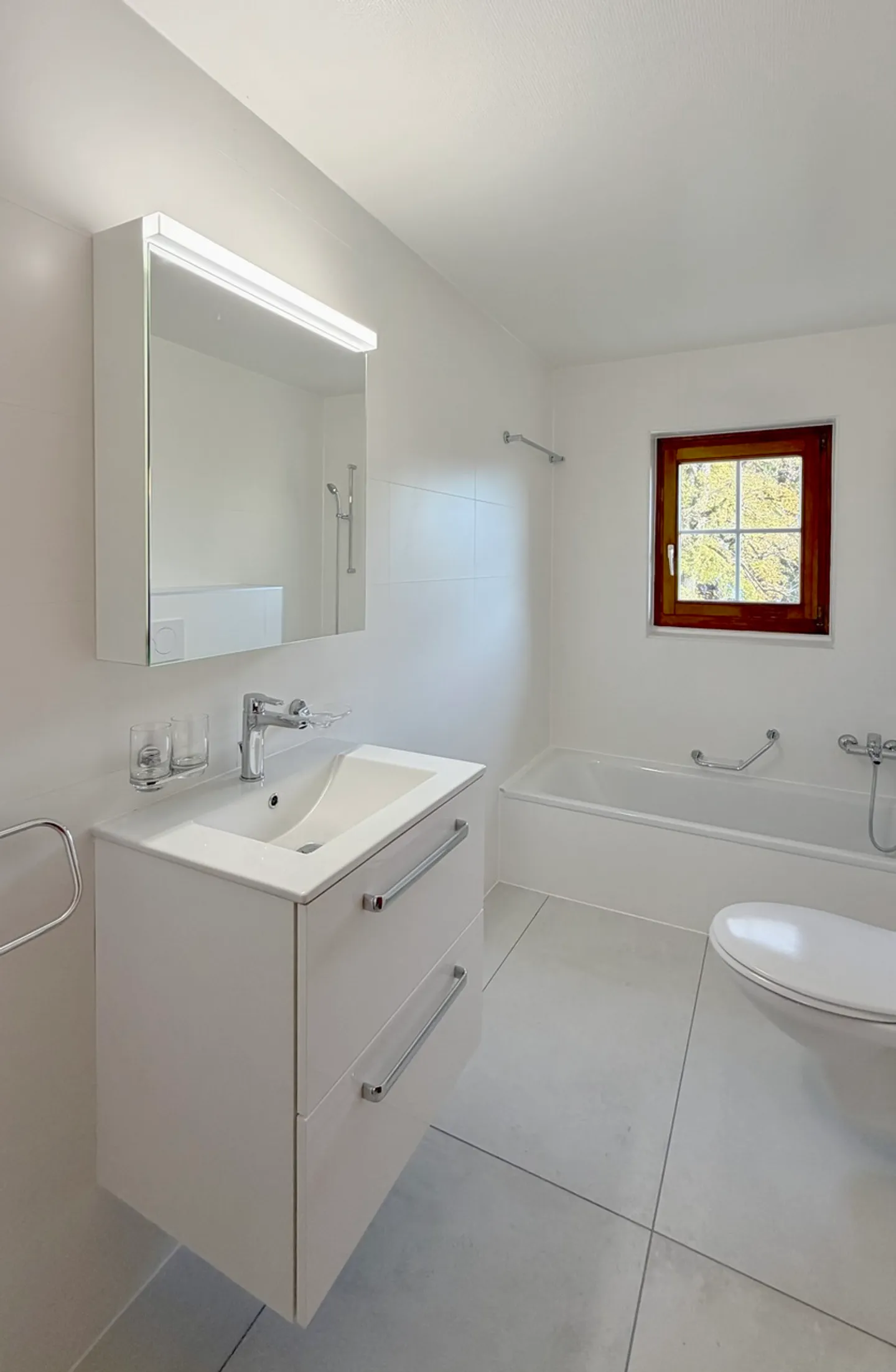 Villa Soleil! Between lake, nature, and comfort... - Photo 8 of 12