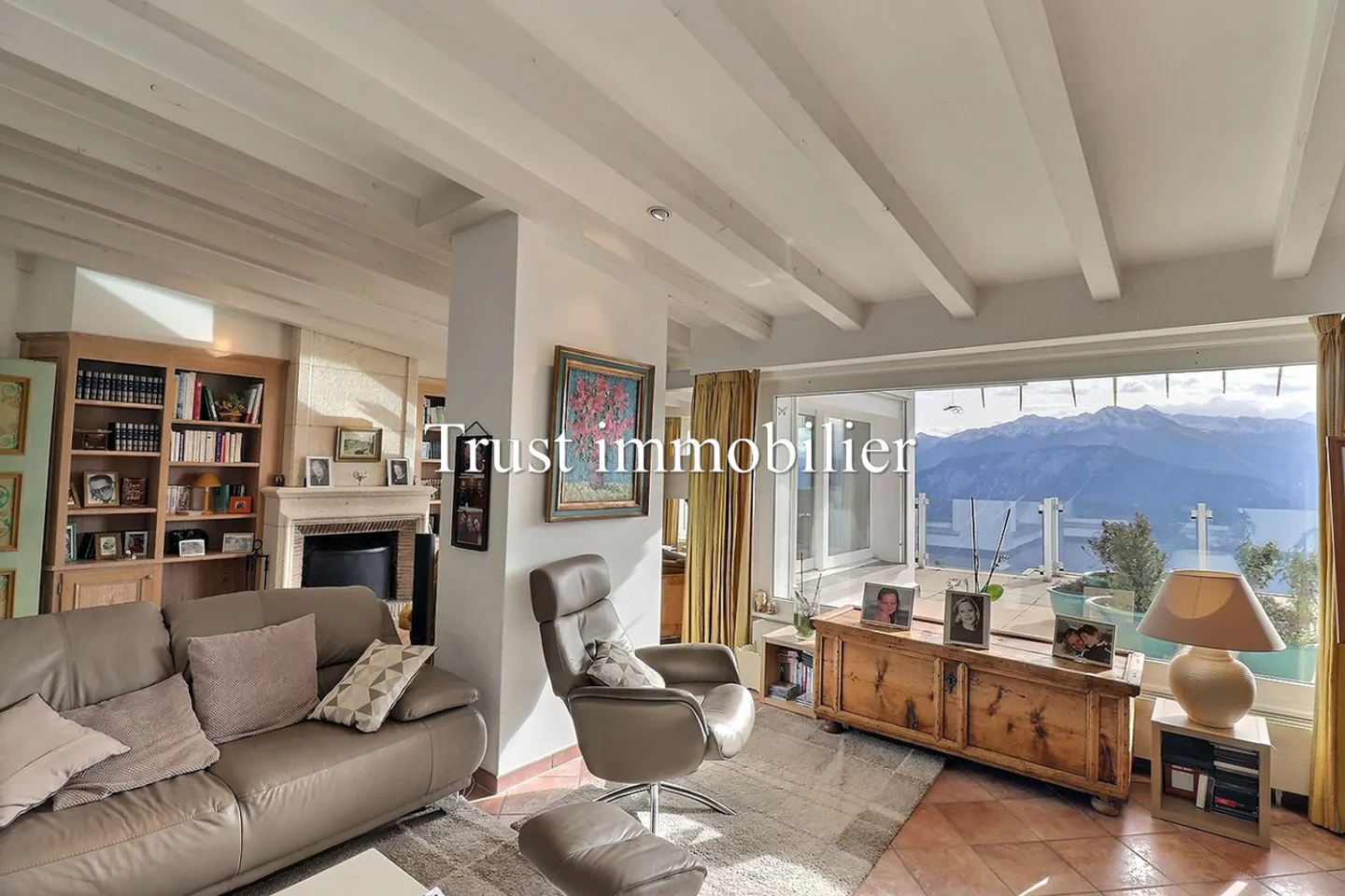 5004. Panoramic view from this vast penthouse, SKI IN / OUT - Photo 4 of 13