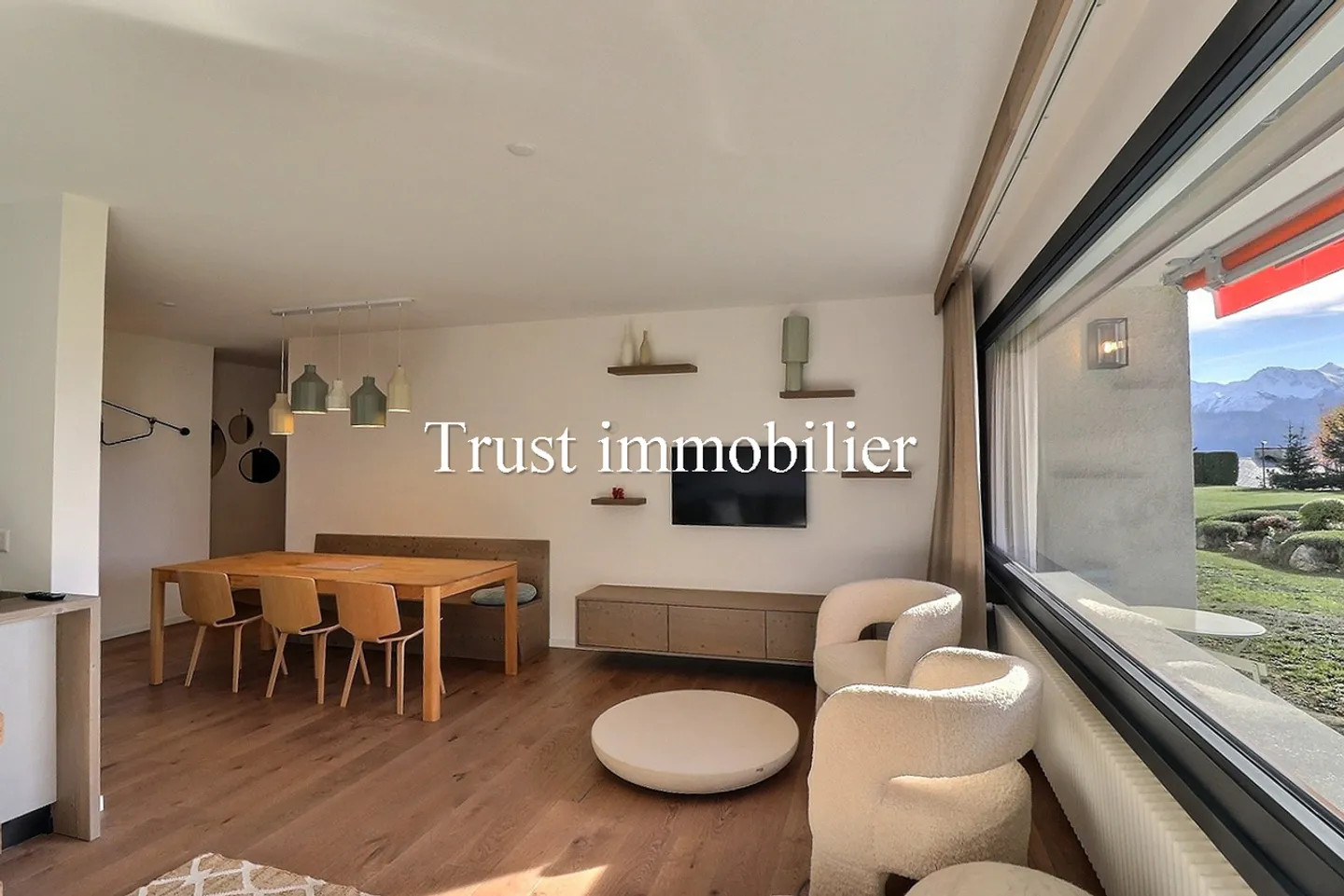 4046. Gemütliche Ski-in Ski-out Wohnung vollständig renoviert - Foto 3 von 13