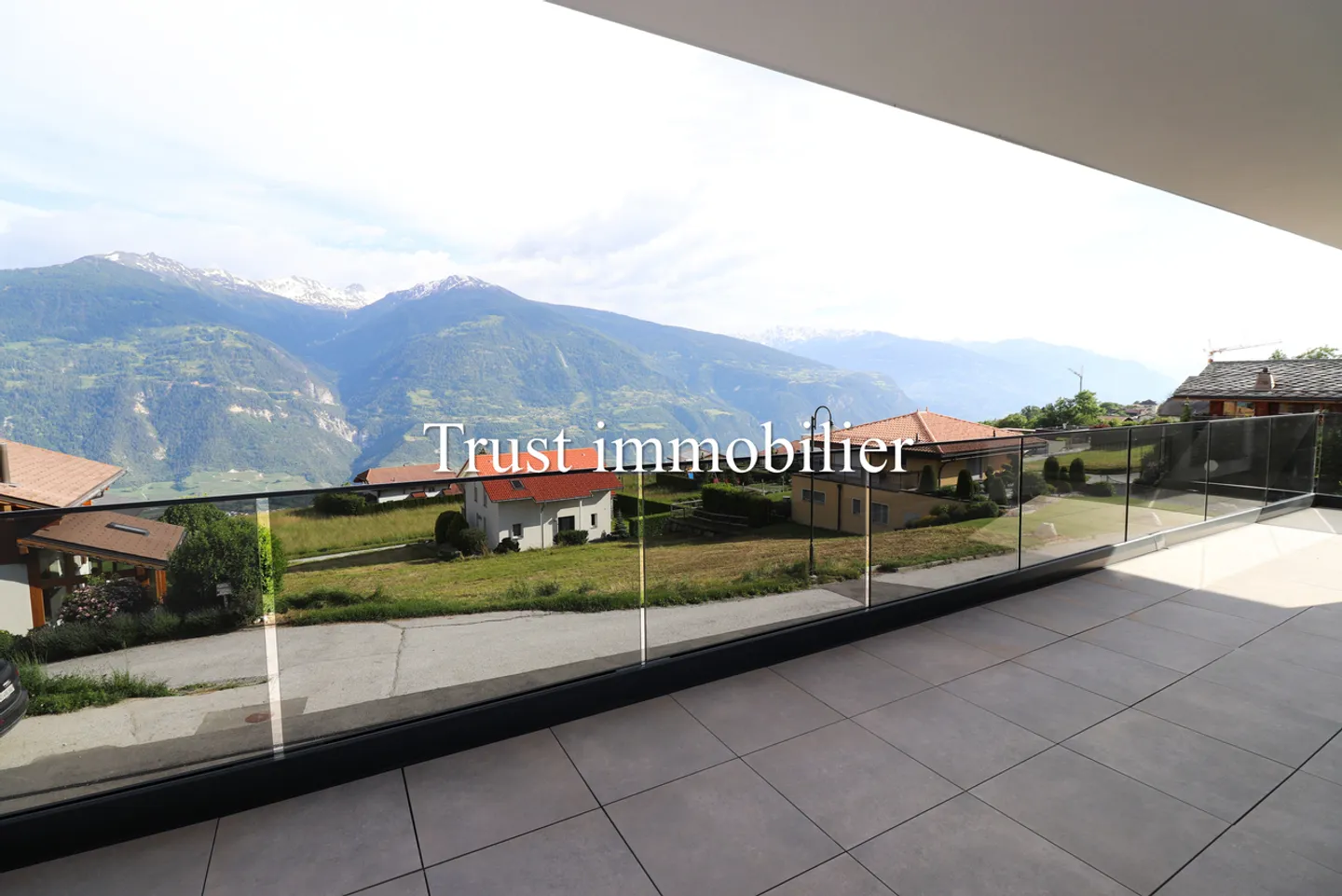 6024. Bella casa nuova a Chermignon d'en Haut - Foto 2 di 13
