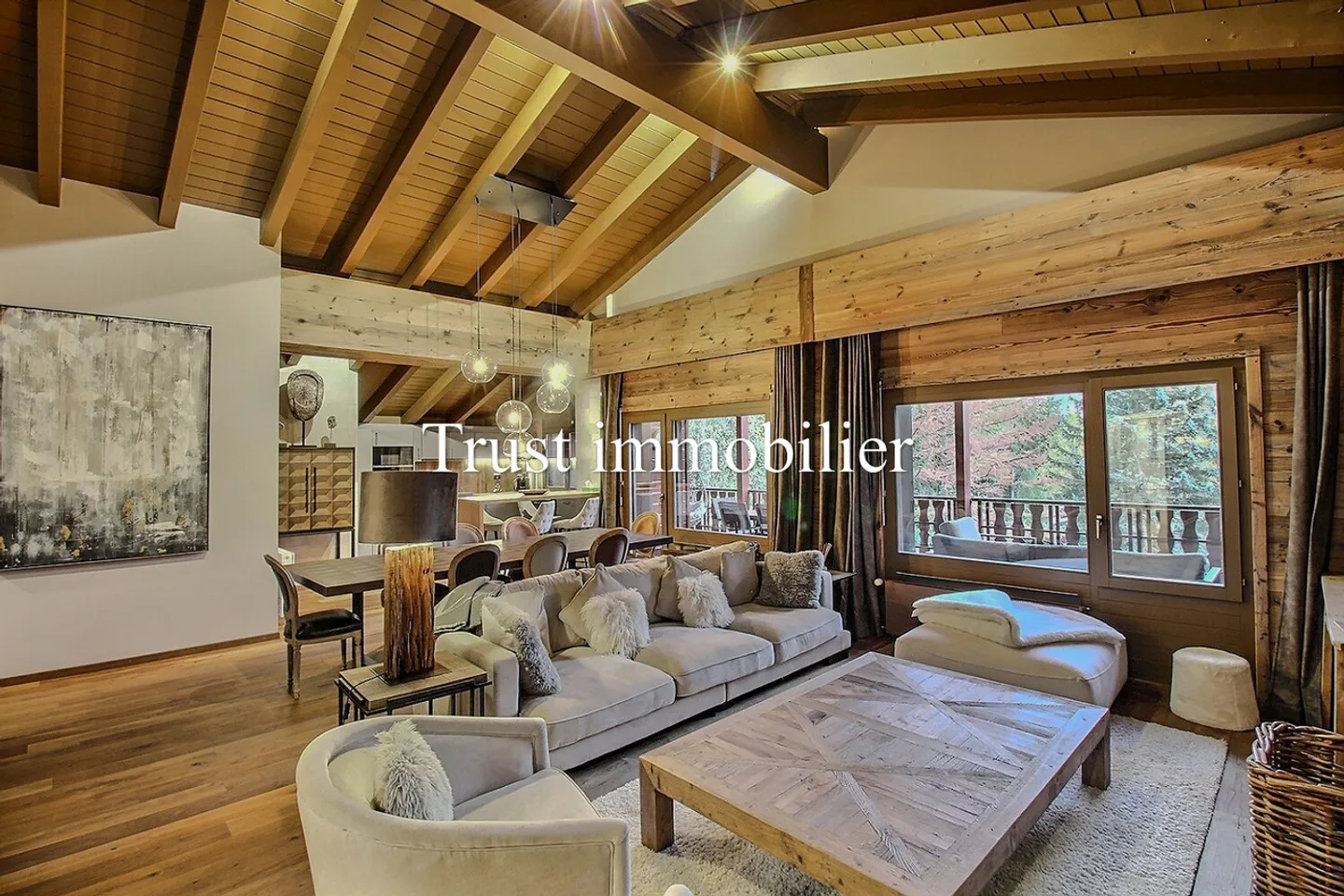 Incredible 4.5 room penthouse for rent, near Crans center - Photo 1 of 13