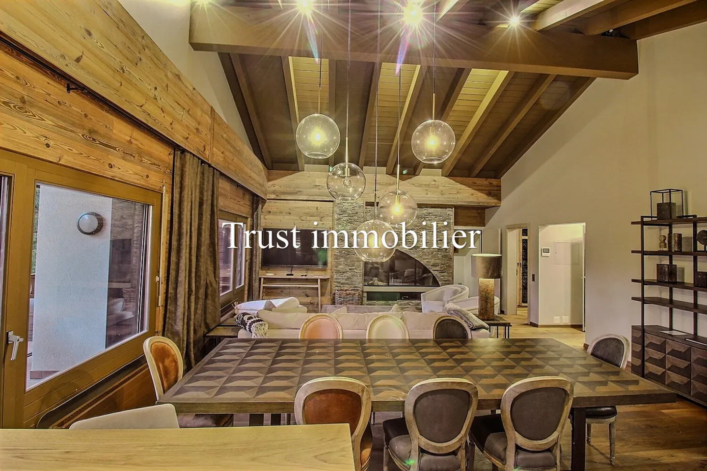 Incredible 4.5 room penthouse for rent, near Crans center - Photo 5 of 13