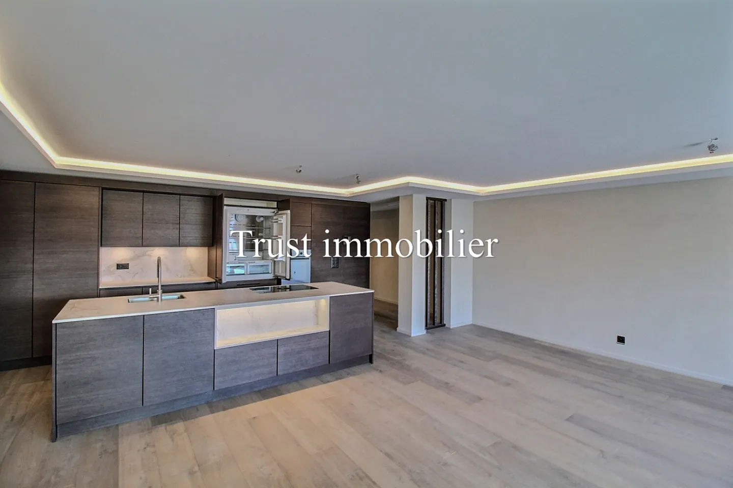 3003. Neue Wohnung im Zentrum von Montana - Foto 6 von 13