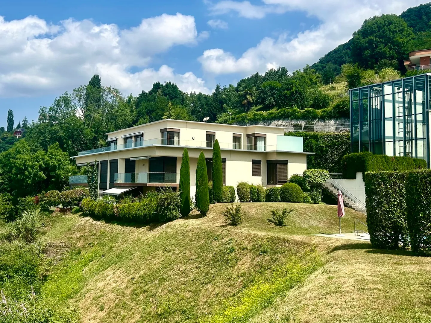 6028 Geräumige Penthouse-Wohnung in Montreux: Panoramablick und große Terrasse - Foto 10 von 13