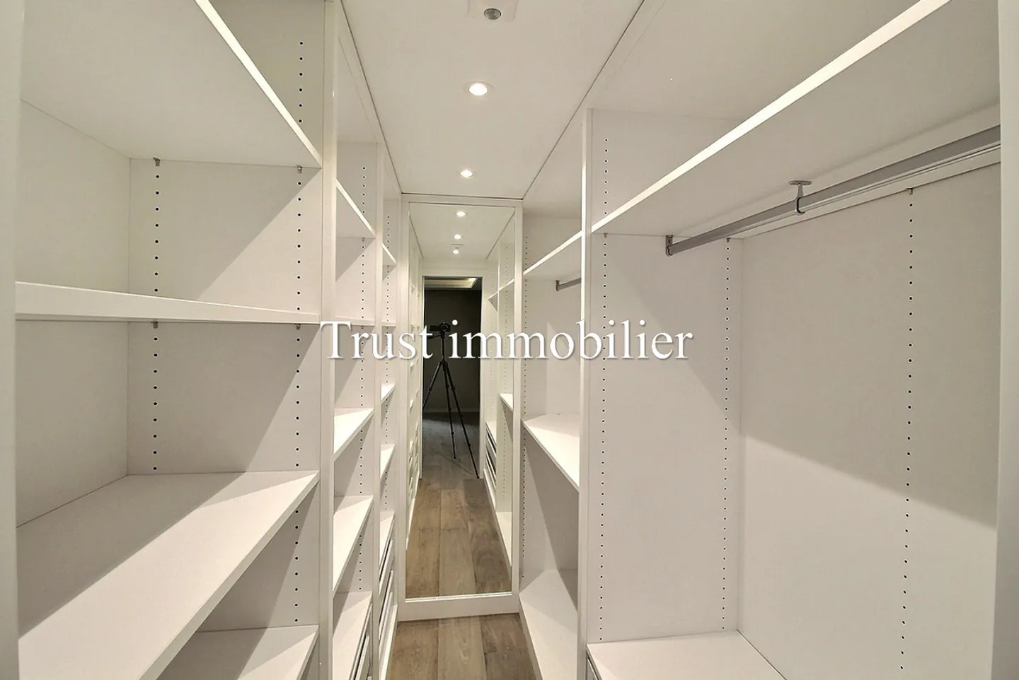3003. Neue Wohnung im Zentrum von Montana - Foto 13 von 13