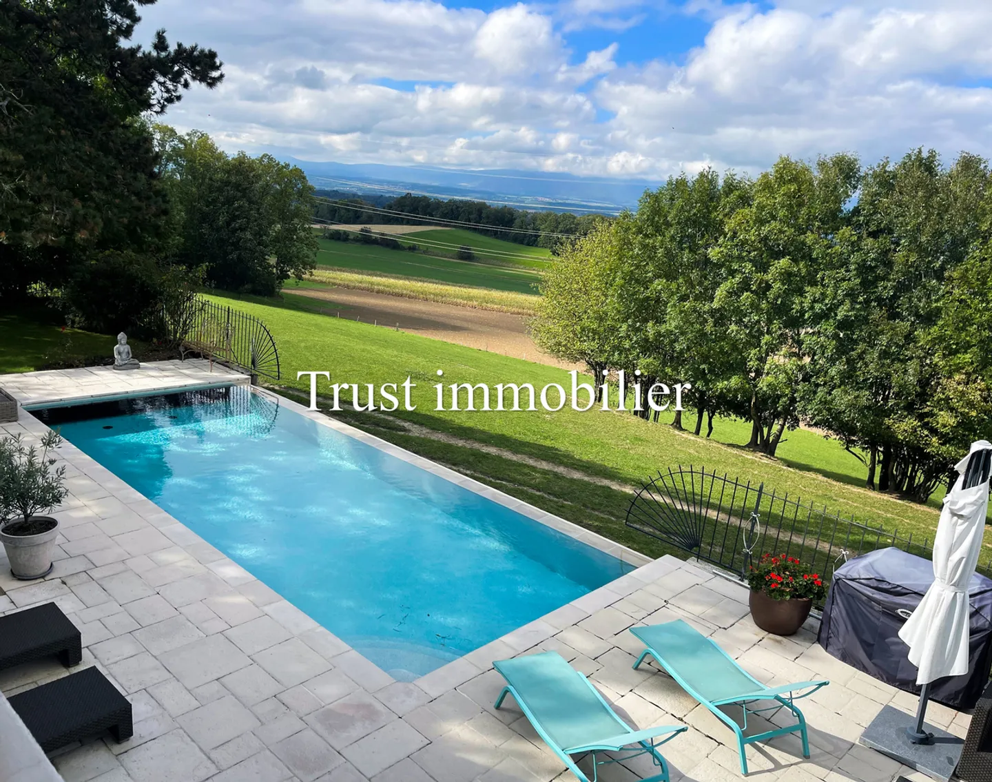 6023.G Casa Padronale con Grande Piscina, Giardino e Vicino a Losanna - Foto 2 di 13