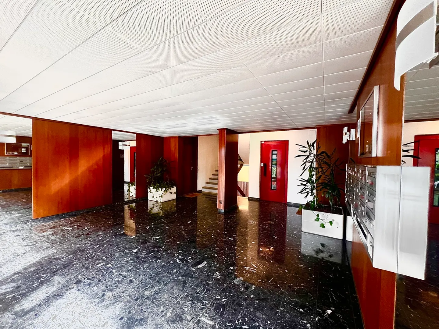 6027.A Grand-Lancy: 6-Zimmer Penthouse-Wohnung zur Renovierung mit Blick und Terrassen - Foto 5 von 7