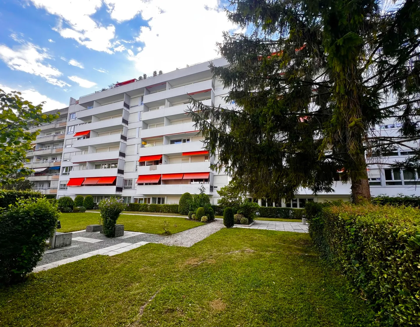 6027.A Grand-Lancy: 6-Zimmer Penthouse-Wohnung zur Renovierung mit Blick und Terrassen - Foto 6 von 7