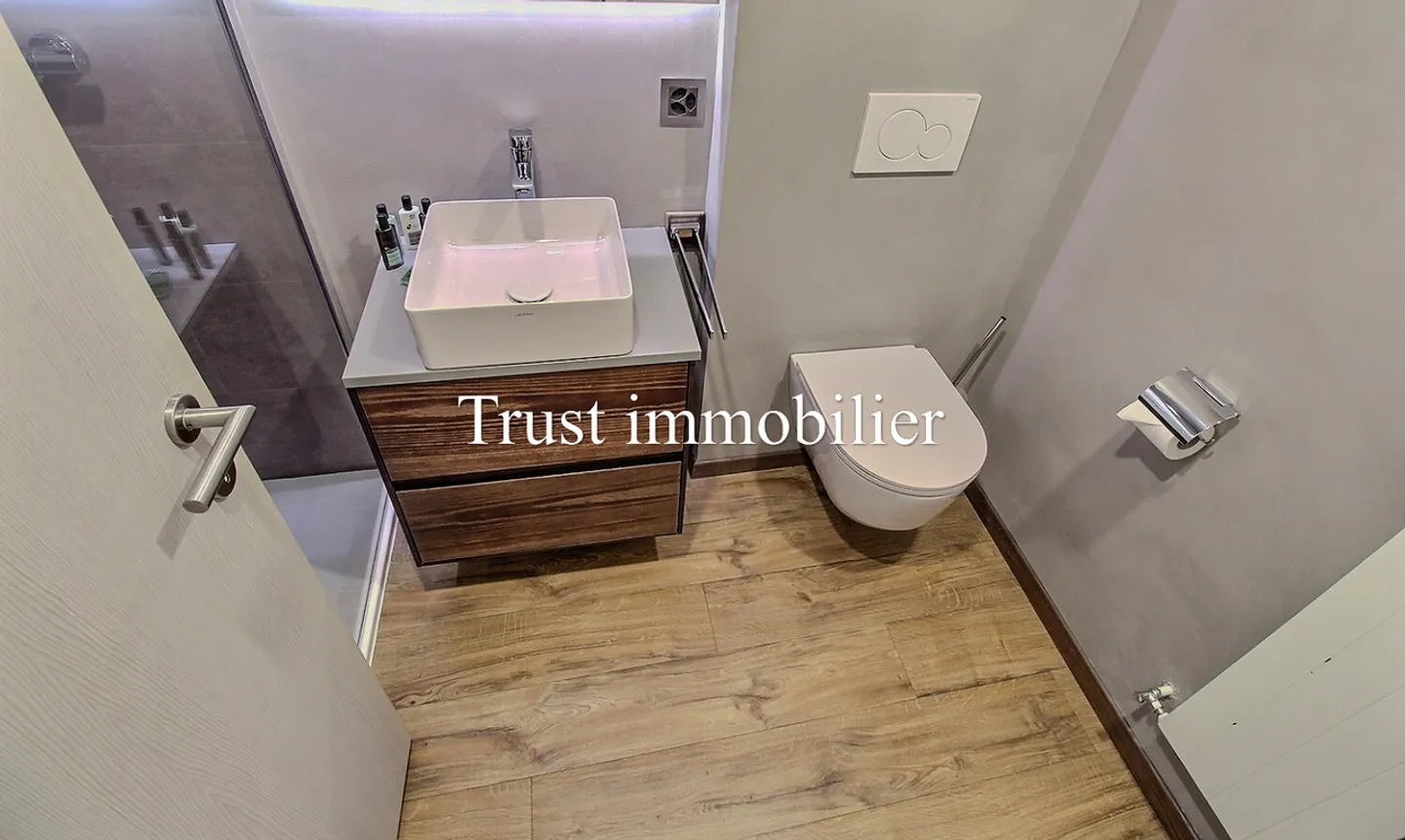 4026L. Beautiful apartment 4.5 rooms for rent, center of Crans - Photo 8 of 10