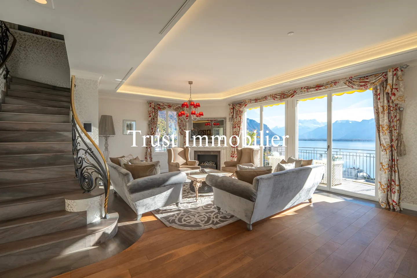 Exceptional Penthouse in the Heart of Montreux - Where Luxury Meets Nature - Photo 7 of 13