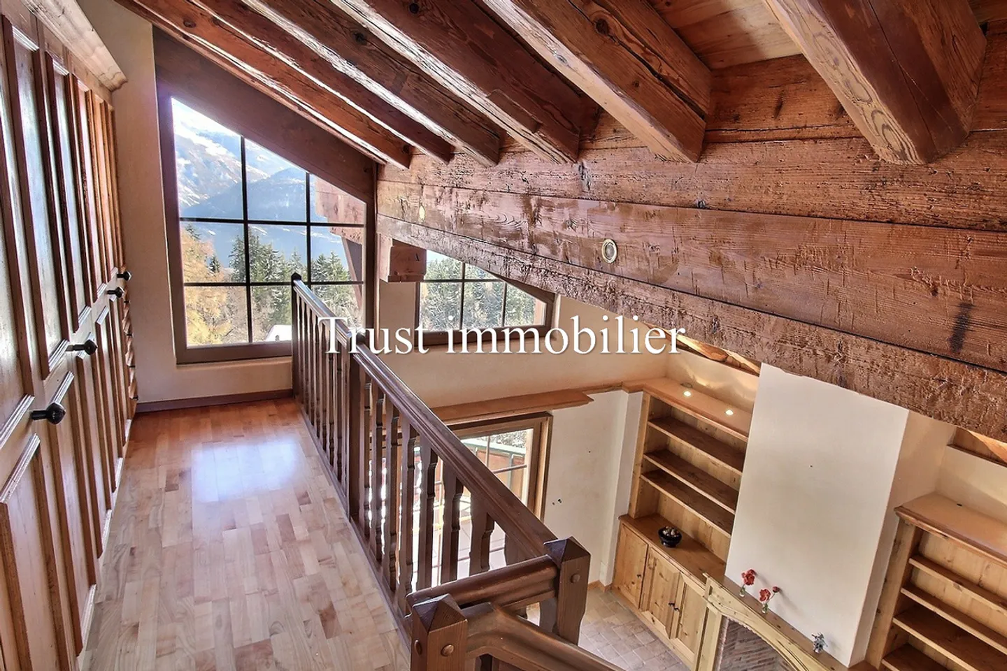 3006. Seducente semi-attico di 3,5 pcs a Crans-Montana - Foto 3 di 13