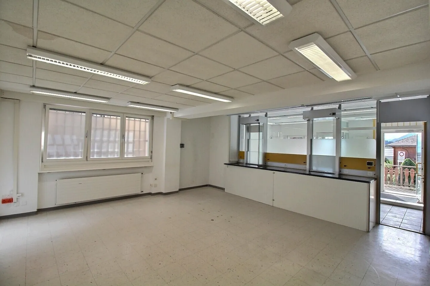 7003. Gewerbeimmobilie / Büros im Zentrum von Chermignon d'en Haut - Foto 2 von 13