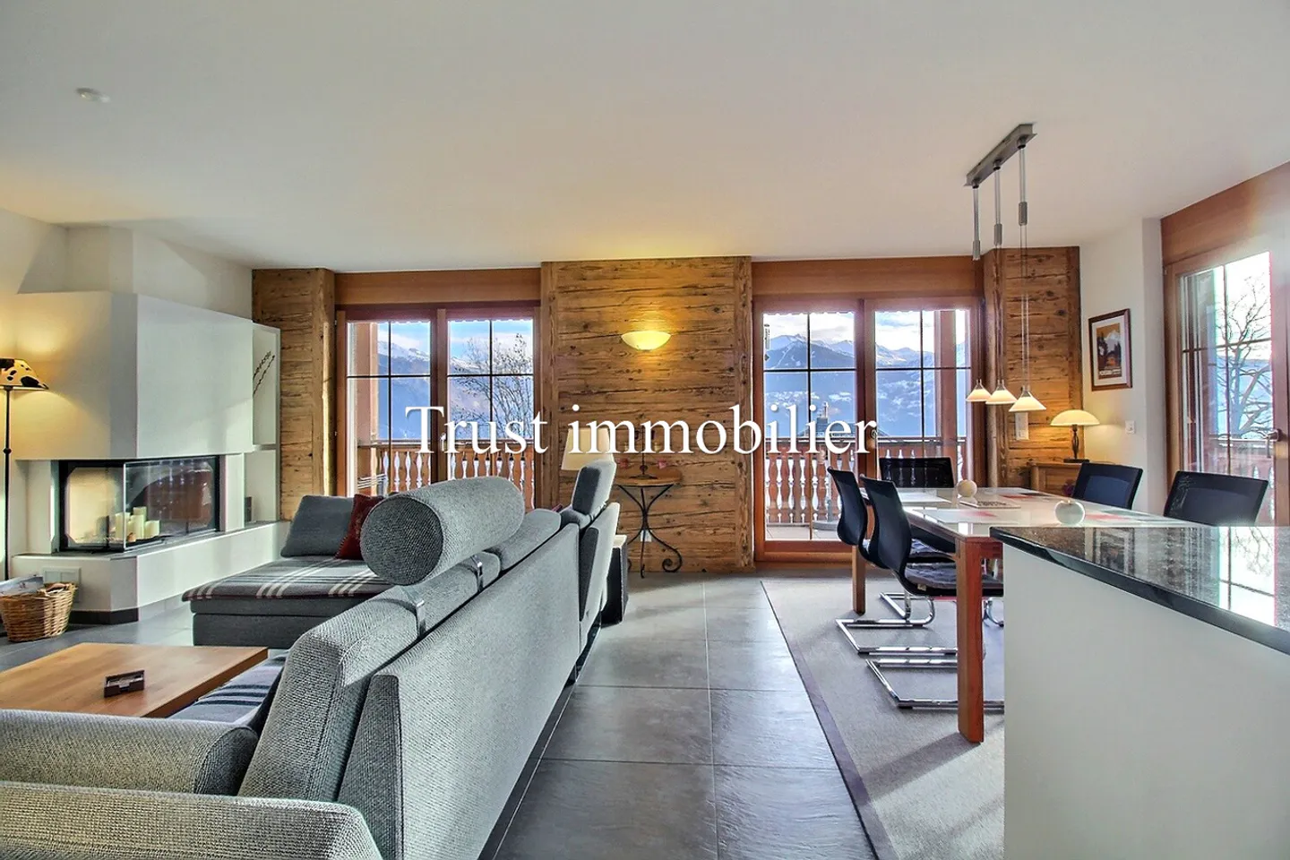 4024. Exklusivität. Wunderschöne Bergwohnung - Foto 4 von 13