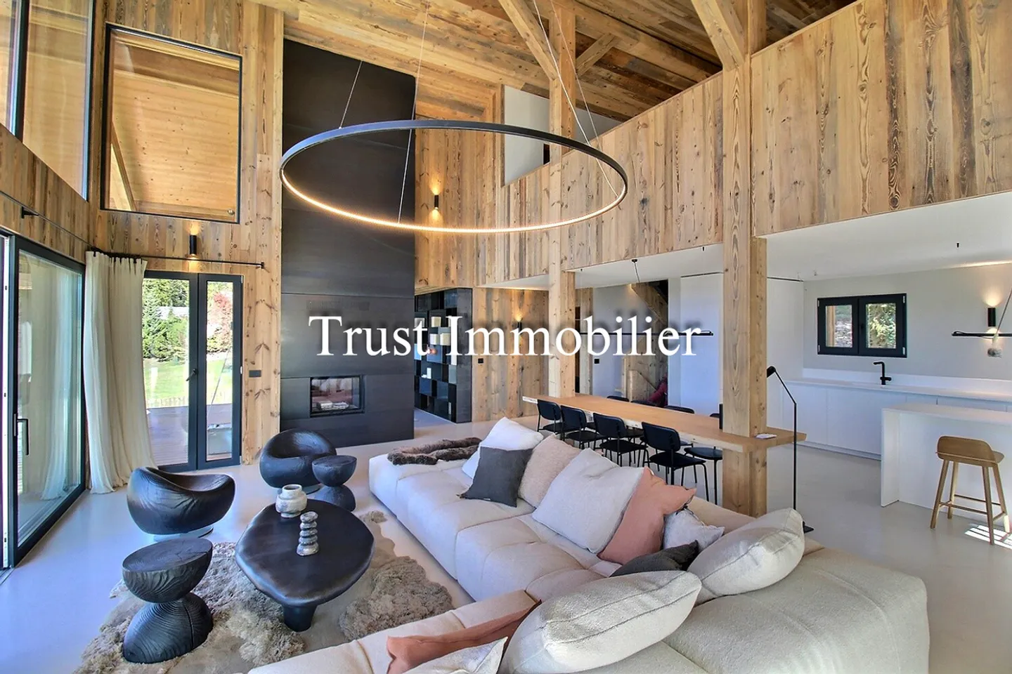 6041. Chalet raro, 15 minuti a piedi dal Regent - Foto 10 di 13