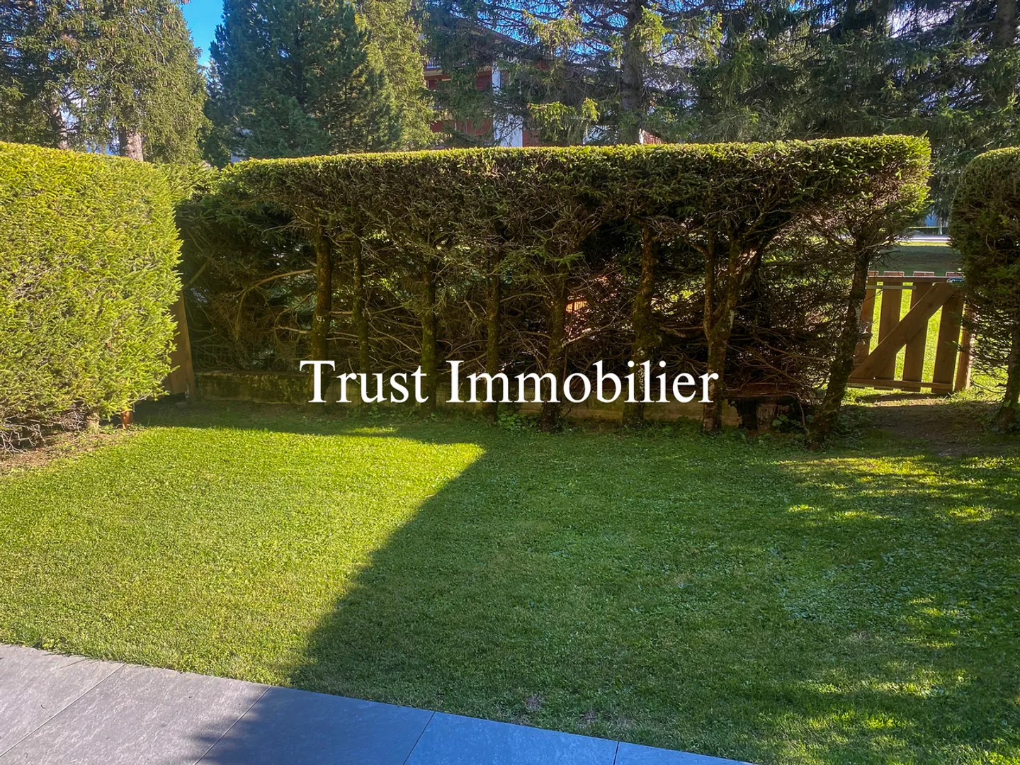 2000. Wunderschöne 2,5 Zimmer im Zentrum von Crans - Foto 2 von 12