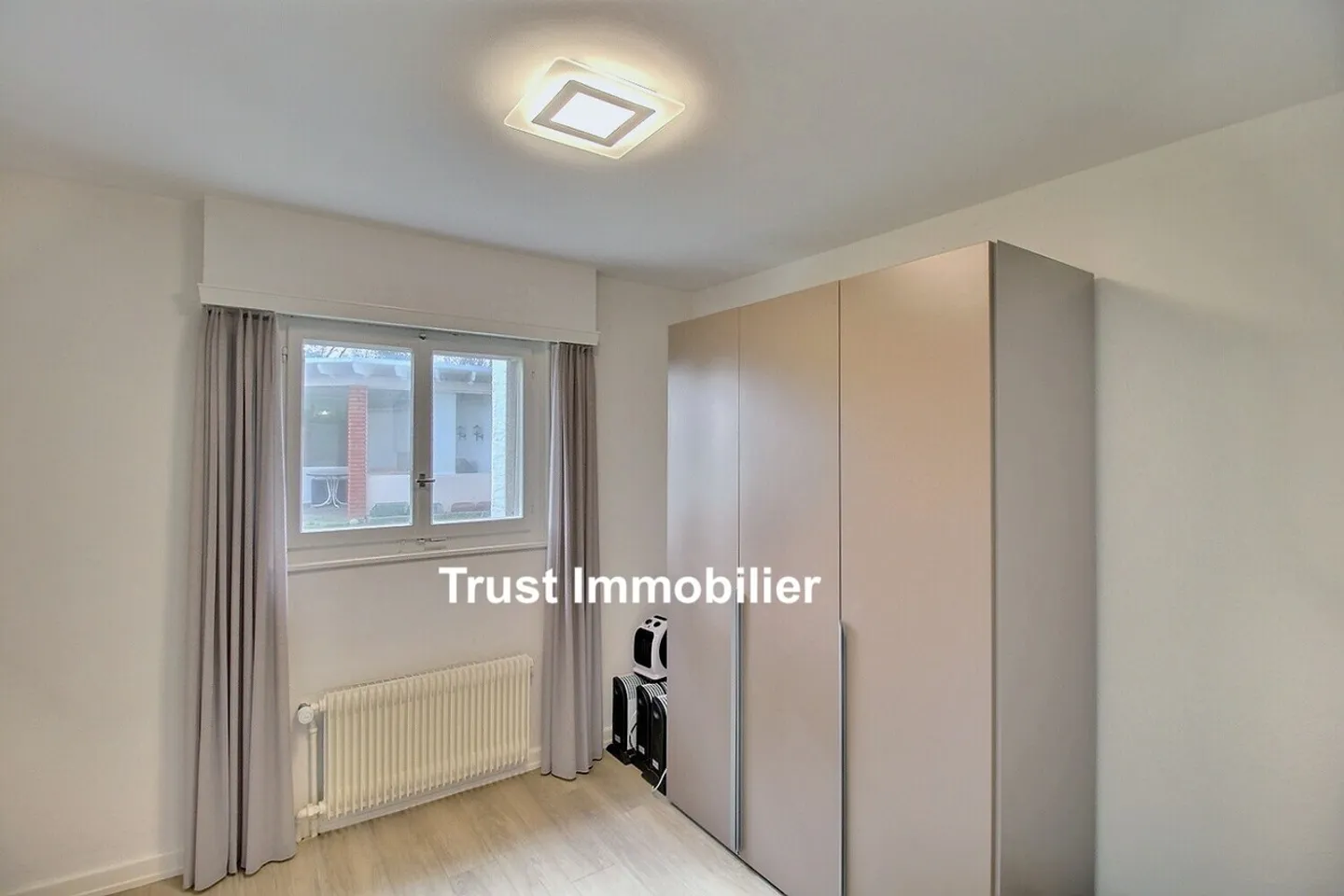 6010. Casa indipendente in prima linea sul lago a Saint-Prex - Foto 9 di 13