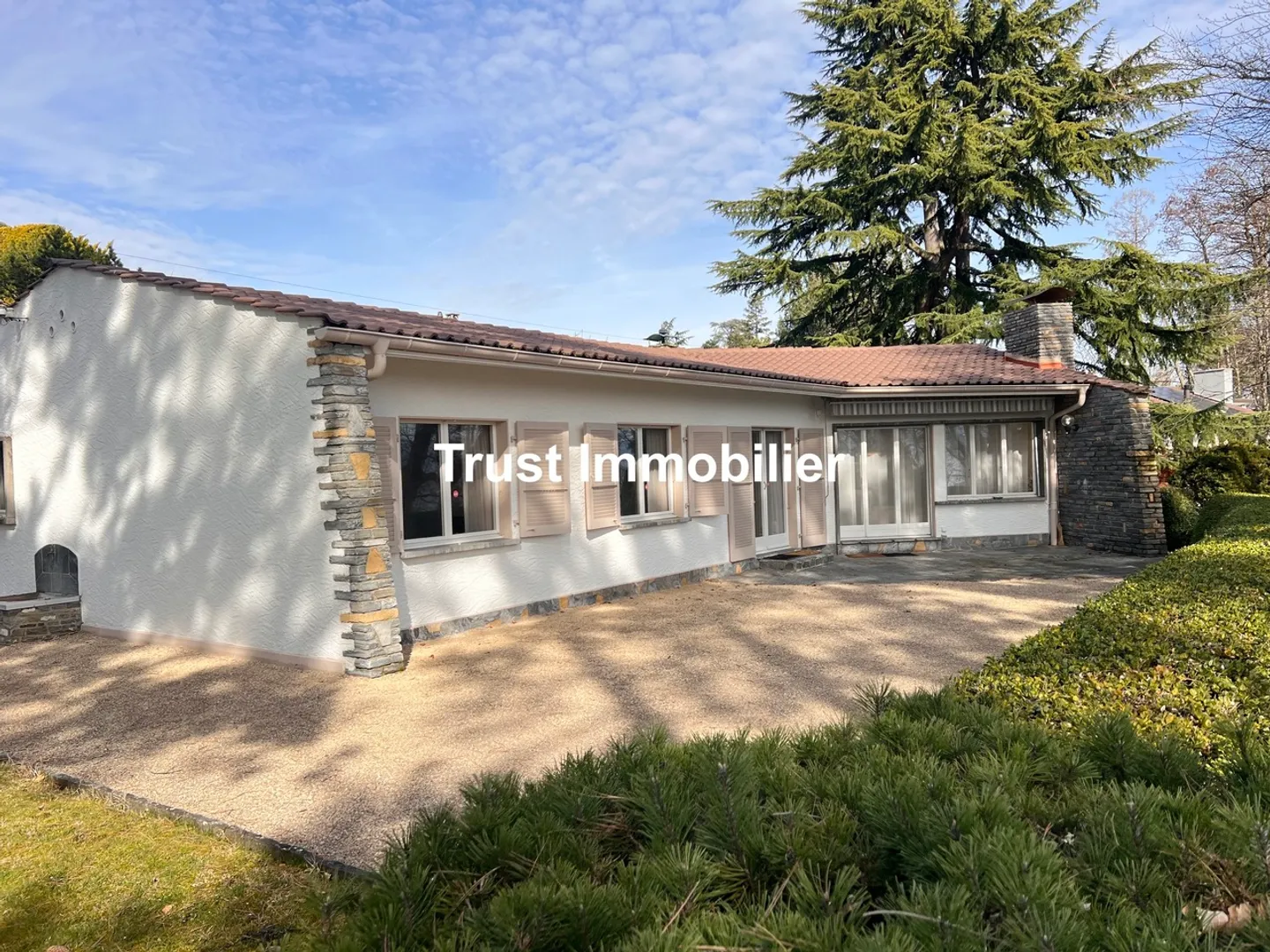 6010. Casa indipendente in prima linea sul lago a Saint-Prex - Foto 1 di 13