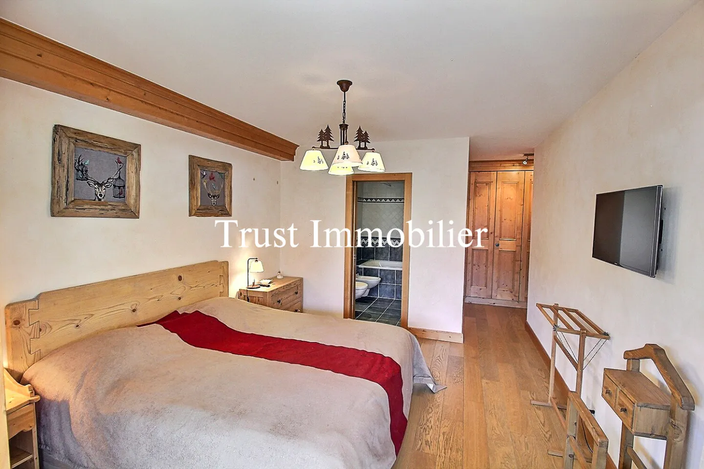 Charming Apartment in Crans - Photo 11 of 13