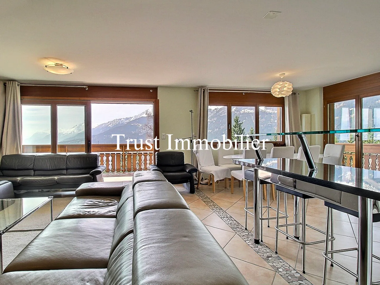4007. Bel Appartement avec large vue montagnes - Photo 7 sur 13