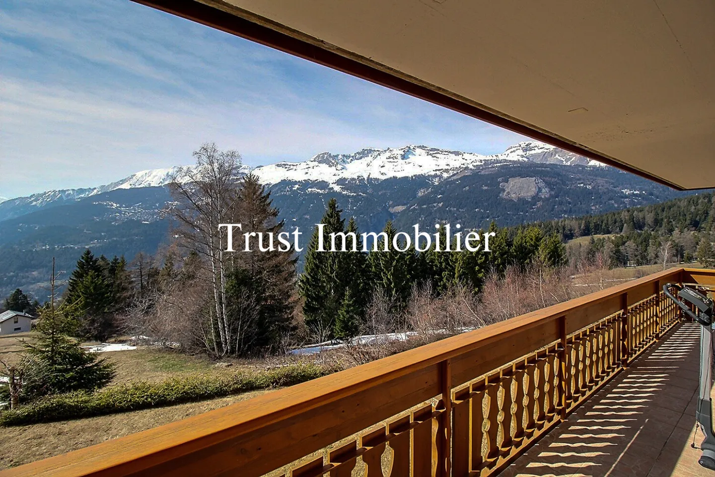 4007. Bel Appartement avec large vue montagnes - Photo 3 sur 13
