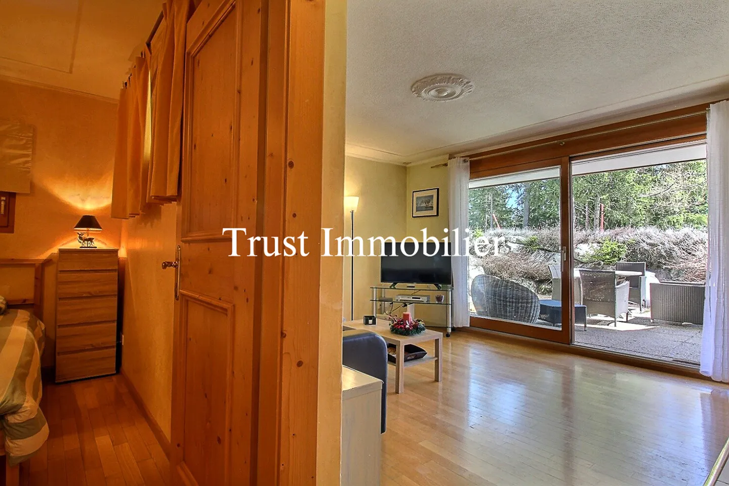 Charming Garden-Level Apartment - Photo 11 of 13