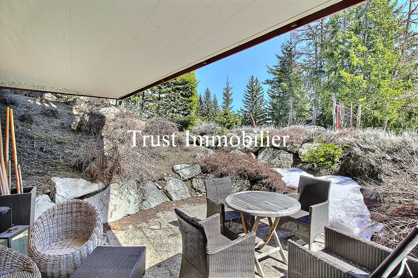 Charming Garden-Level Apartment - Photo 2 of 13