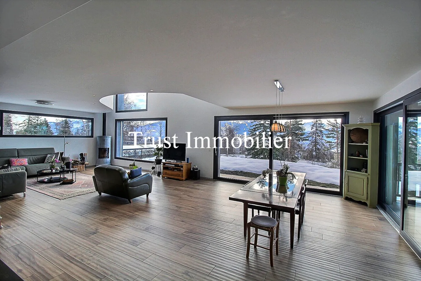 6010. Luxury, nature and refinement facing the mountains - Photo 1 of 13