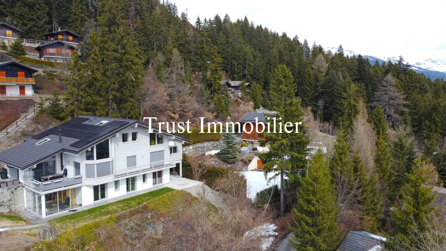 Chalet contemporain avec vue alpine - Photo 9 sur 13
