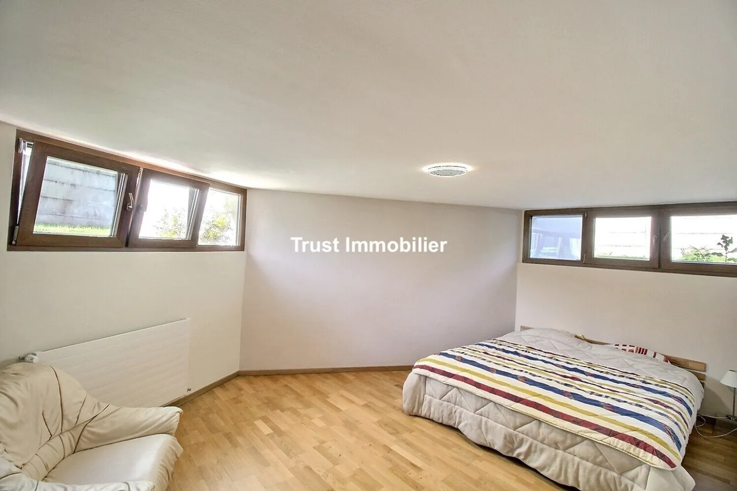 6029. VESSY: RENOVATED ARCHITECT VILLA WITH SALEVE VIEW - Photo 10 of 13