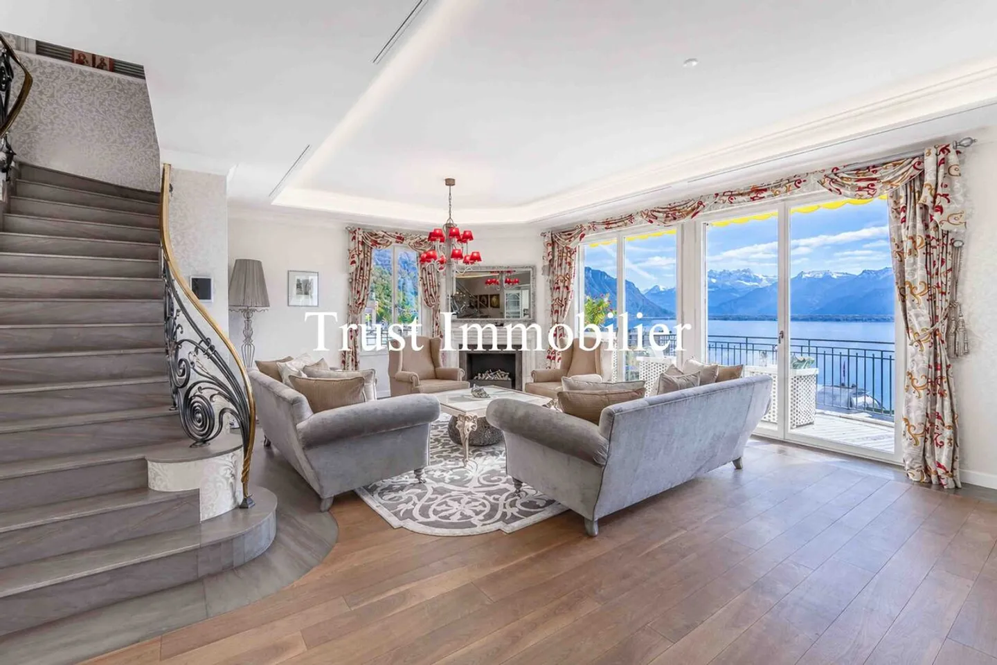 5002. Penthouse d'exception au coeur de Montreux - Photo 2 of 13