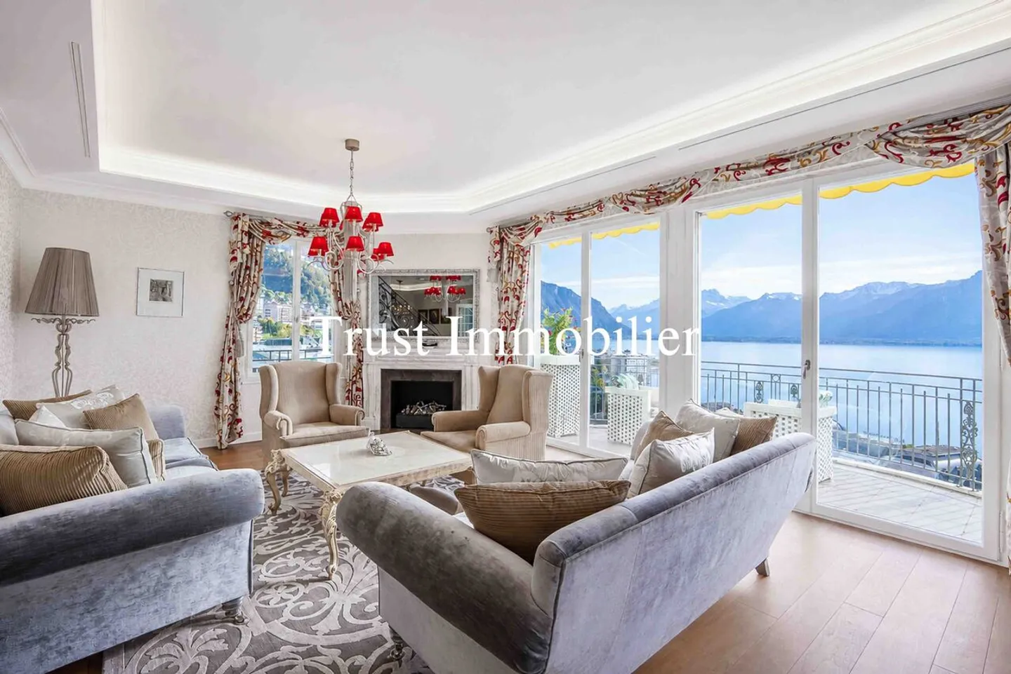 5002. Penthouse d'exception au coeur de Montreux - Photo 3 of 13