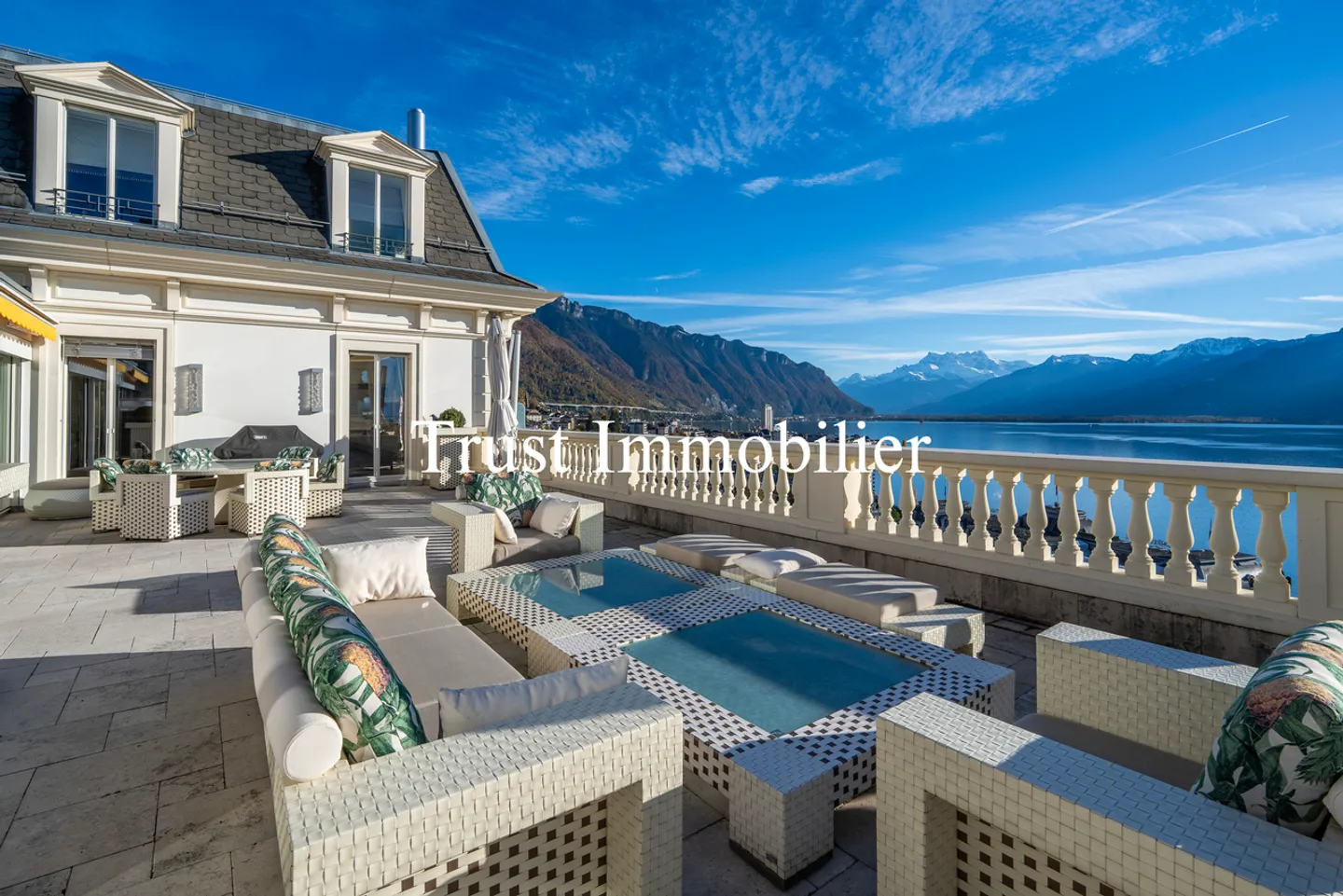 5002. Penthouse d'exception au coeur de Montreux - Photo 13 of 13