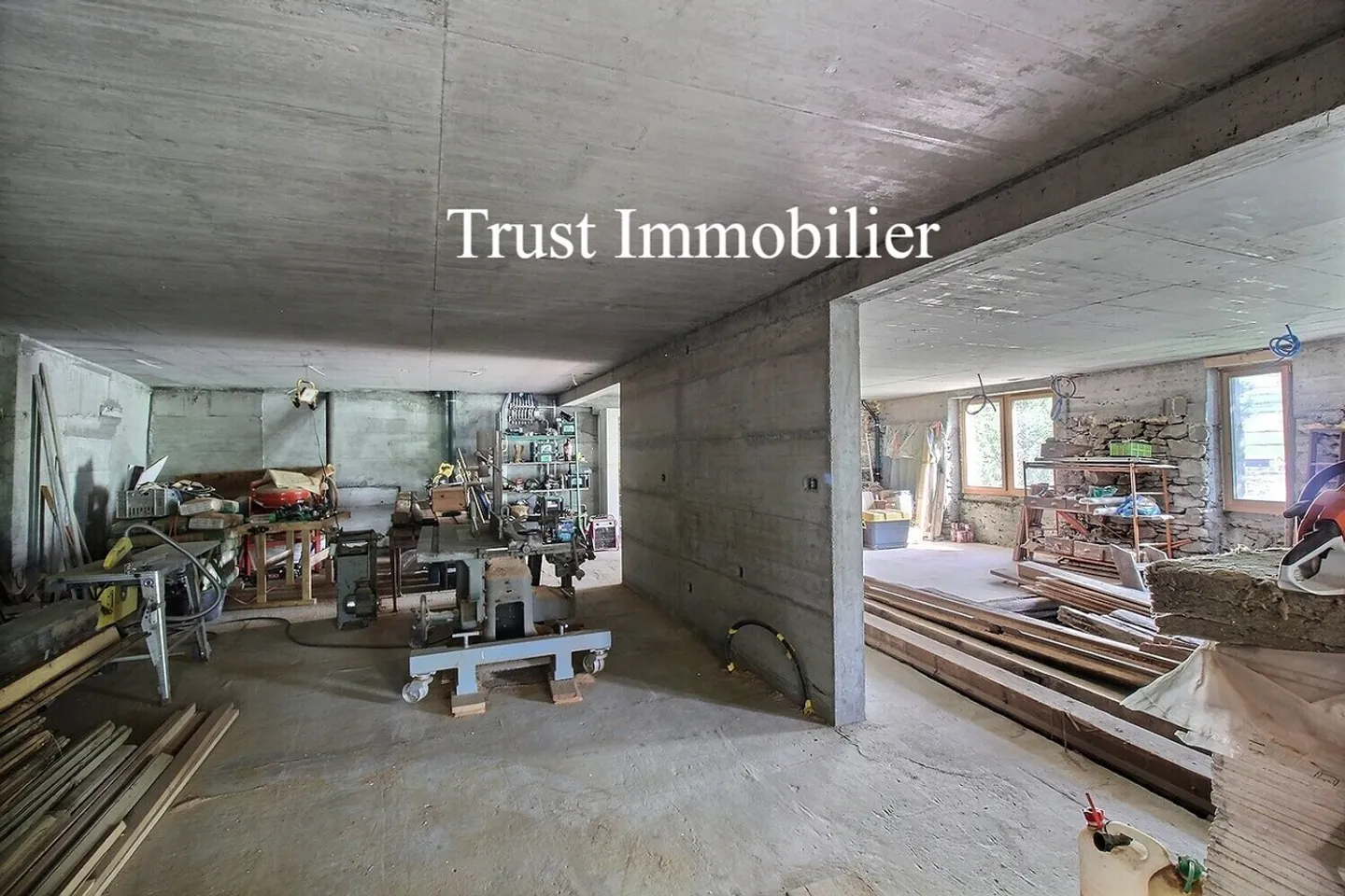 A RARE PROPERTY IN THE VAL D'ENTREMONT - Photo 12 of 13