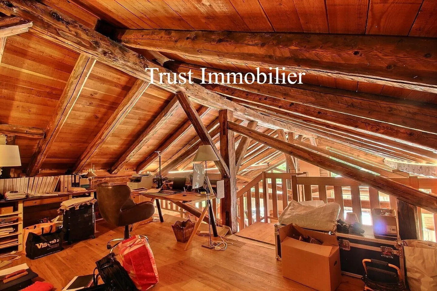 A RARE PROPERTY IN THE VAL D'ENTREMONT - Photo 10 of 13