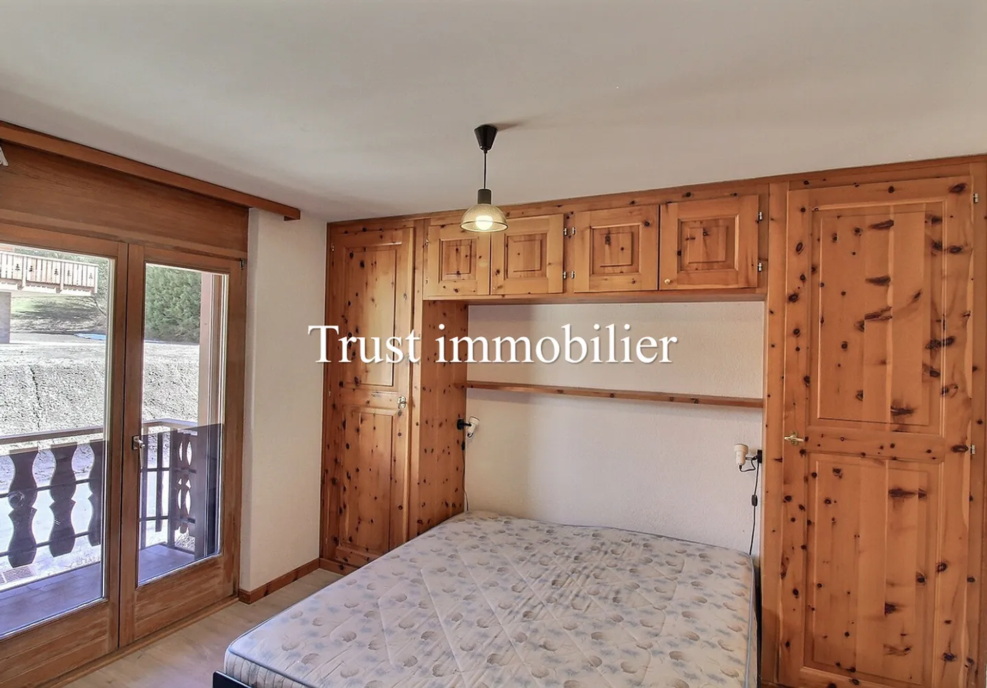 3010. EXCLUSIVITE. Appartement traversant dans jolie résidence - Foto 10 von 13
