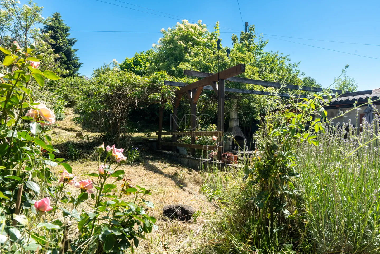 Casa indipendente da ristrutturare a Surpierre - Foto 11 di 13