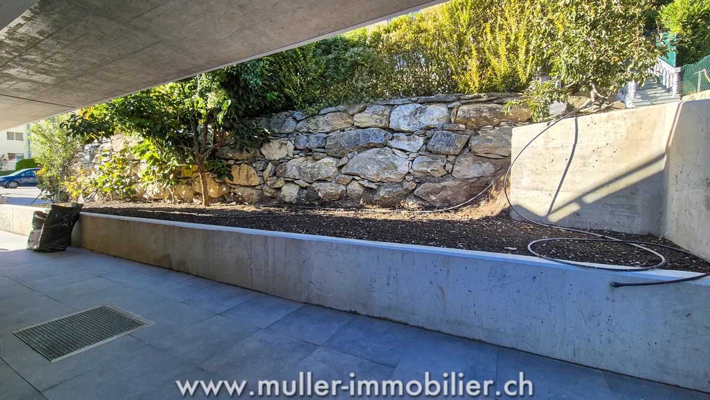 Large semi-detached villa under construction near Sion in Grimisuat - Photo 7 of 11