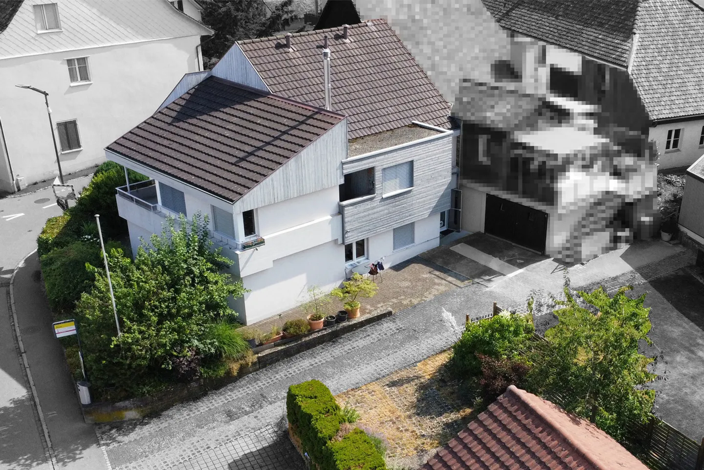 Una casa unifamiliare nel centro storico del villaggio - Foto 1 di 12