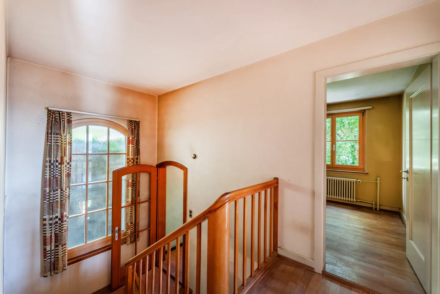 Affascinante casa unifamiliare con potenziale di sviluppo e vista mozzafiato - Foto 8 di 12
