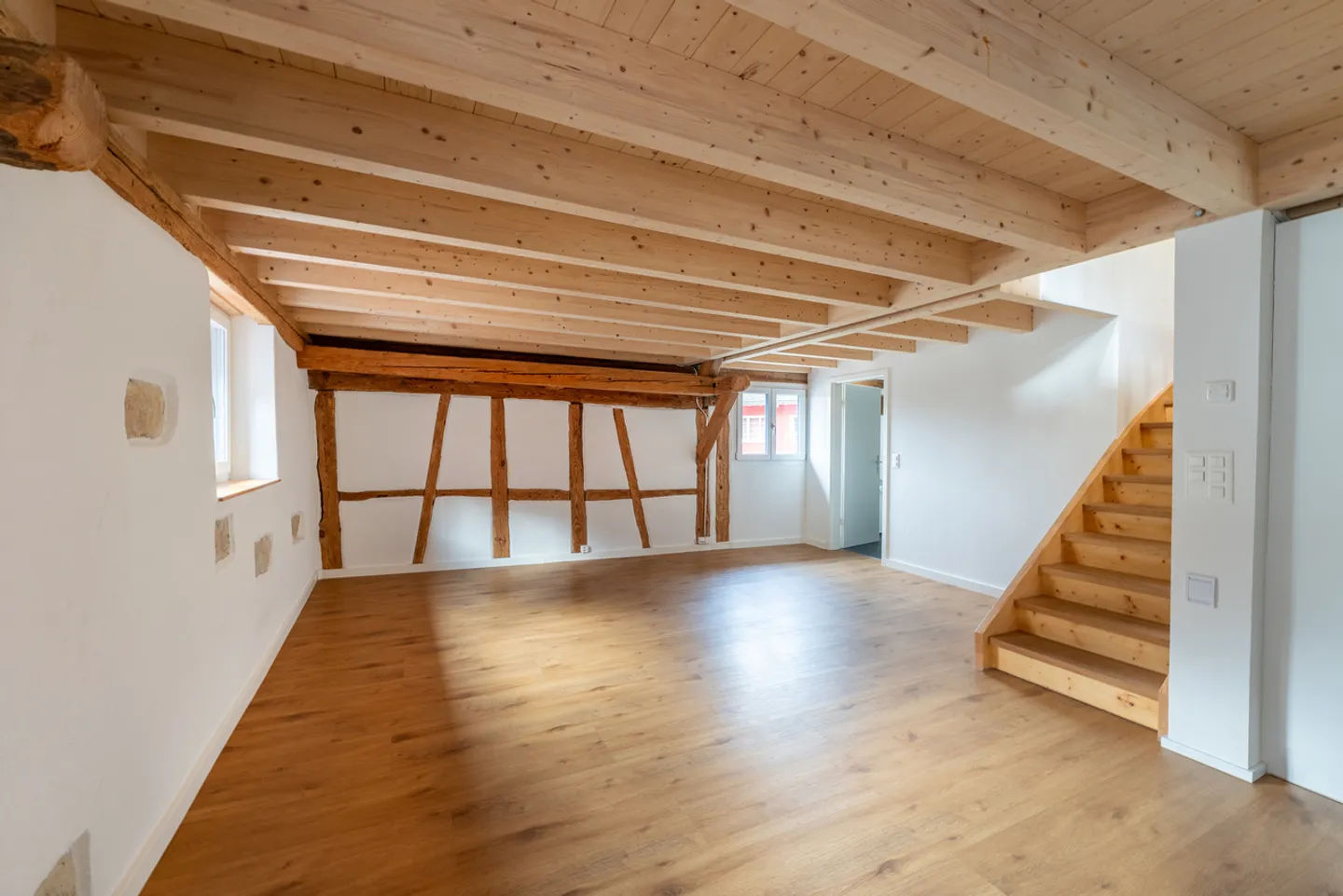 Incantevole appartamento maisonette in una fattoria ristrutturata - Foto 2 di 12