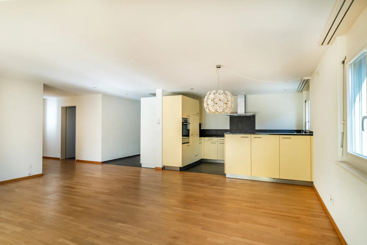 Praktisch, gemütlich - bald Ihres? - Photo 4 of 10