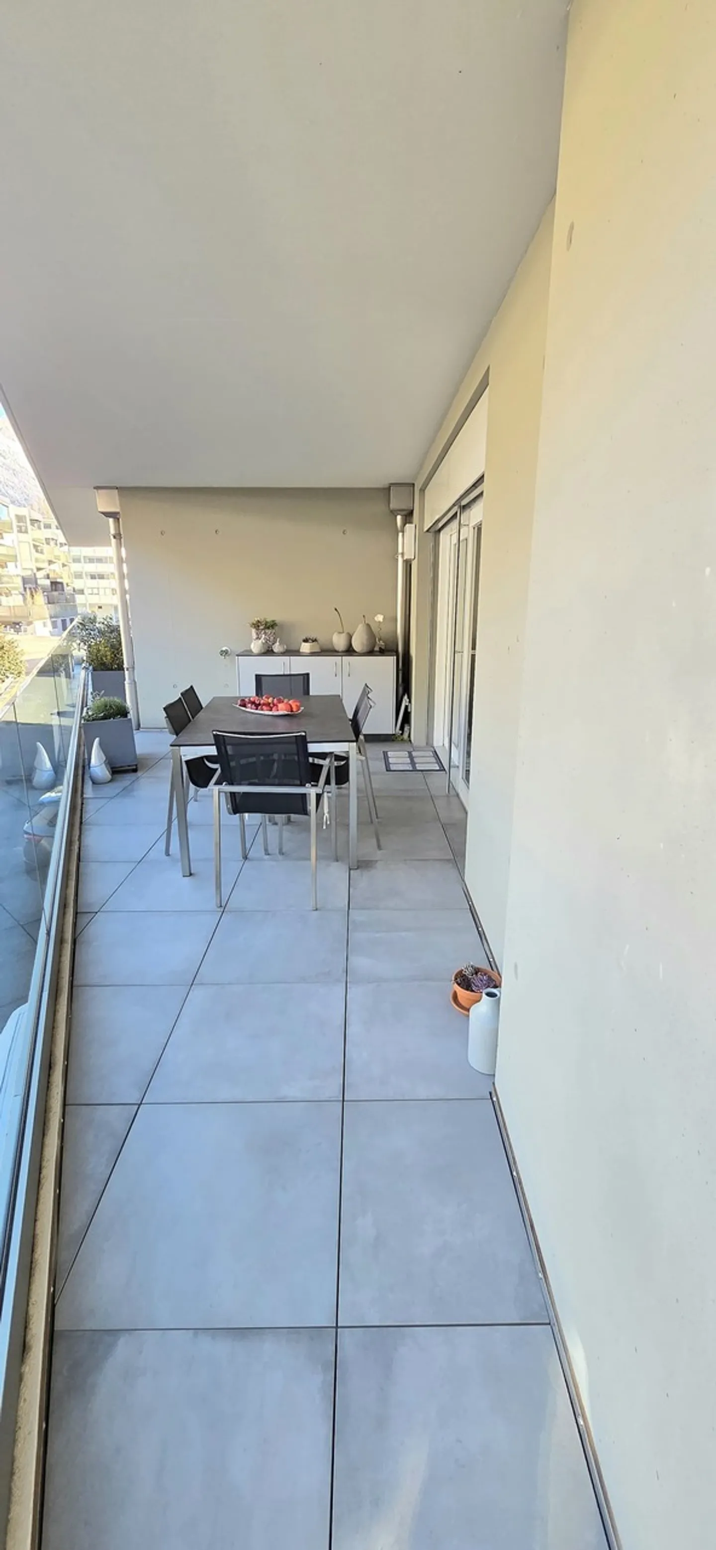 NEU: 4,5 ZIMMER IM ZENTRUM VON MARTIGNY - 1. STOCK - MARTIGNY - Foto 12 von 13