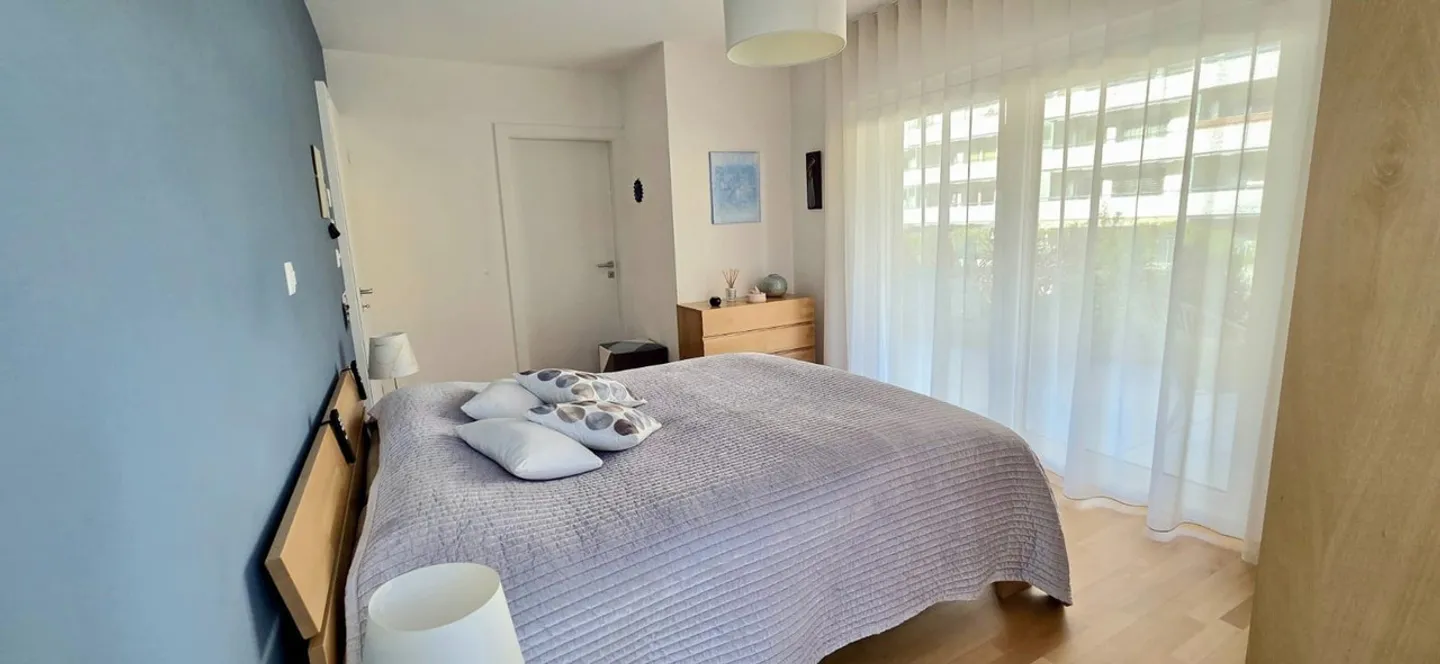 NEU: 4,5 ZIMMER IM ZENTRUM VON MARTIGNY - 1. STOCK - MARTIGNY - Foto 5 von 13