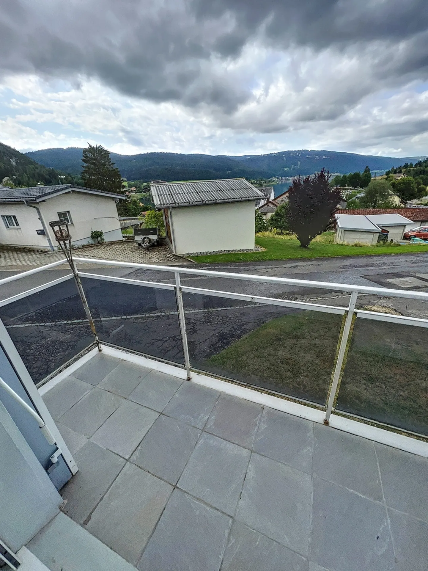 Appartamento con vista magnifica sul lago - Foto 4 di 13