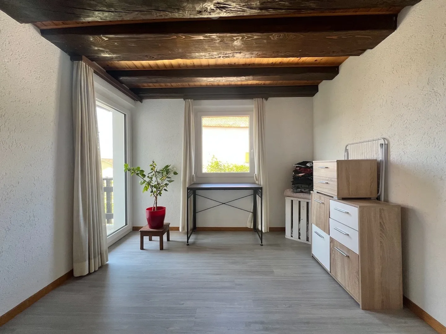 Casa di villaggio di 140 m2 con un grande giardino - Foto 6 di 13