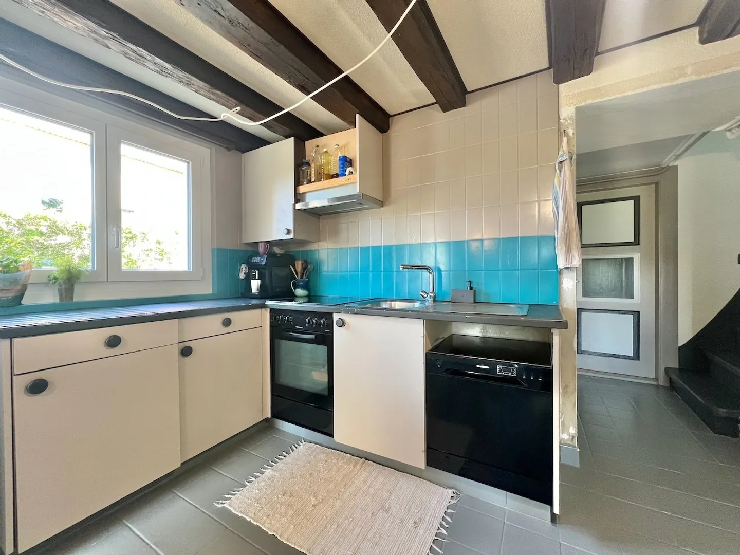 Casa di villaggio di 140 m2 con un grande giardino - Foto 9 di 13