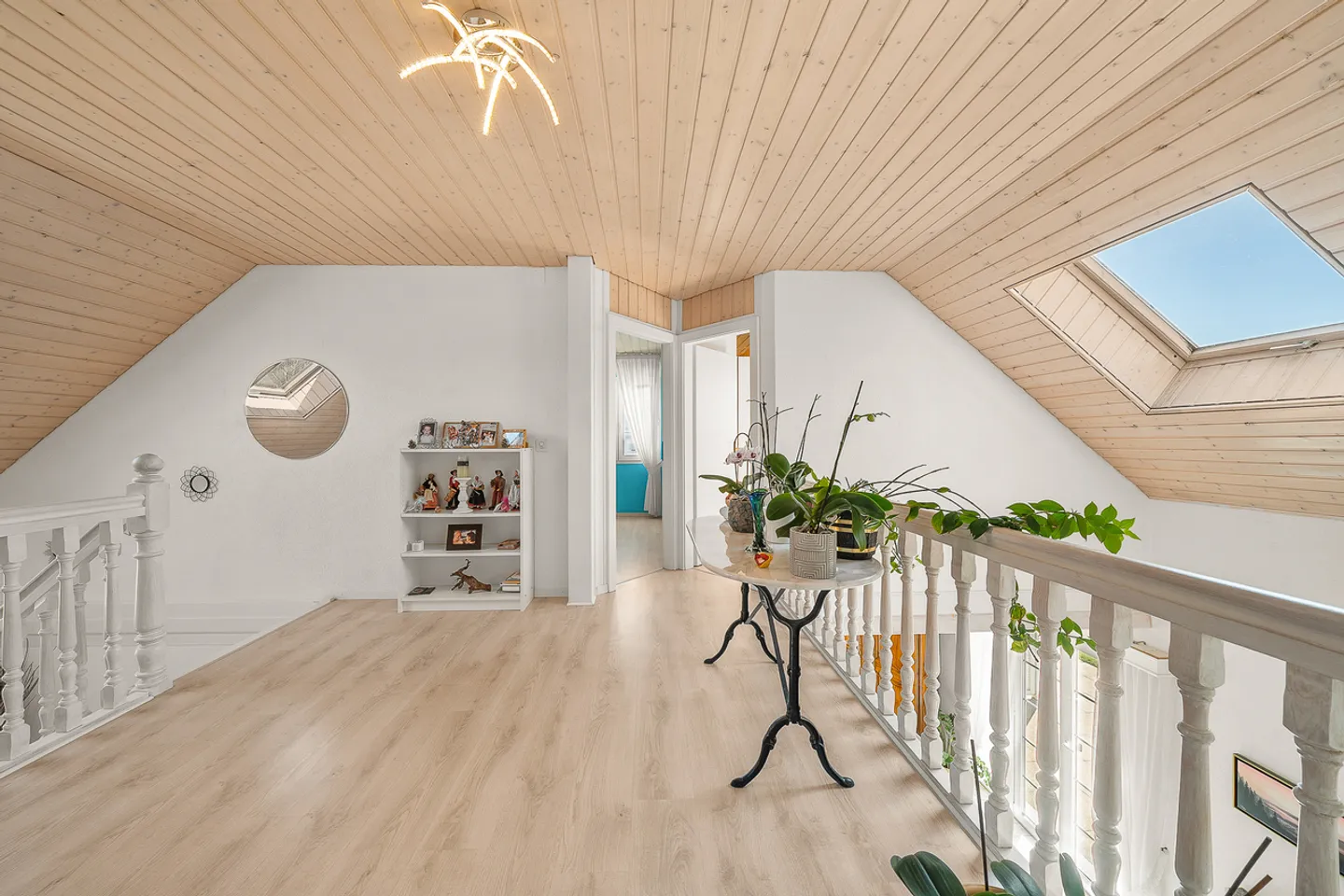 Magnifica villa situata in un quartiere residenziale - Foto 12 di 13