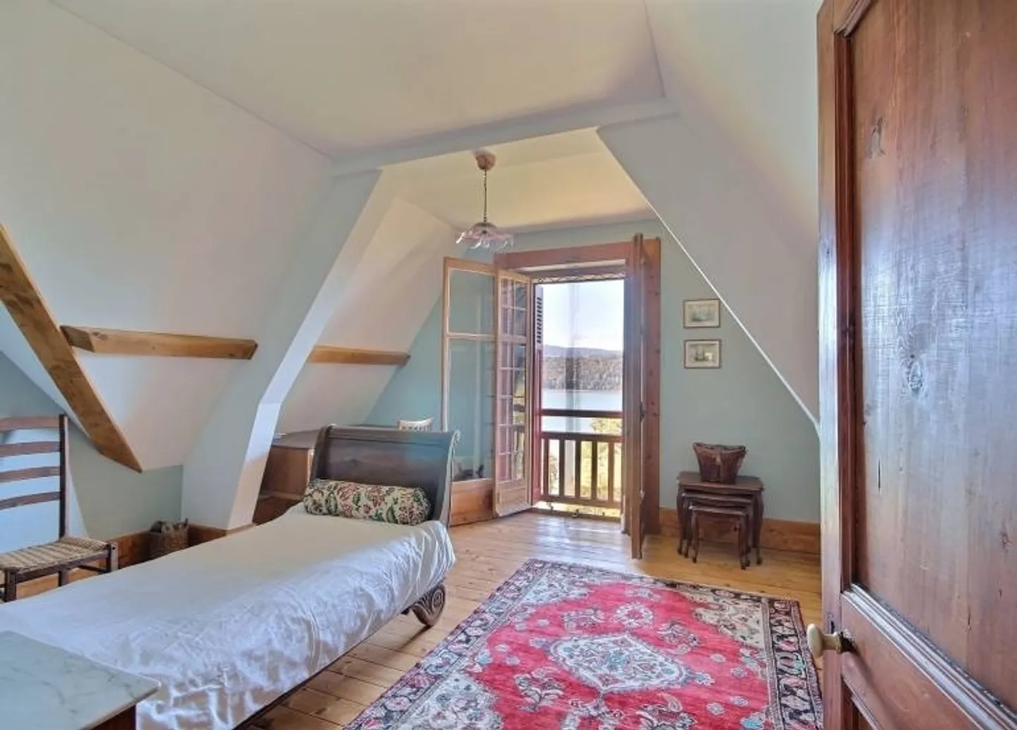 Superbe manoir avec vue sur le lac de Joux - Photo 13 sur 13